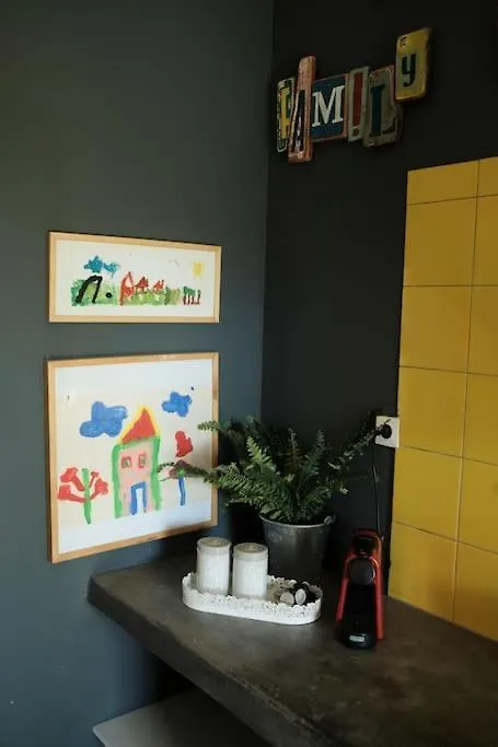 Apartment With Garden In Thessaloniki.